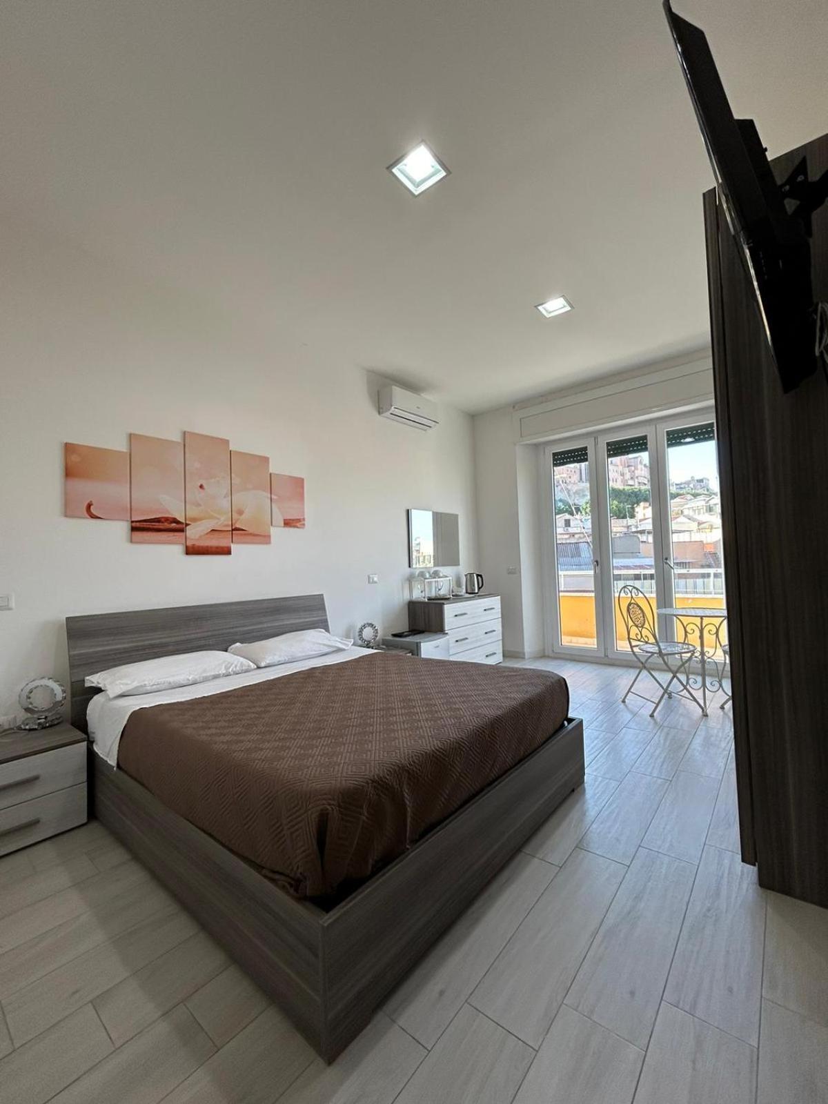 Vanilla Rooms 2 Cagliari Bagian luar foto